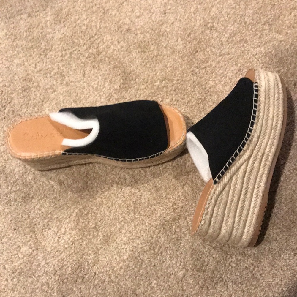 Splendid Laura wedge sandal
